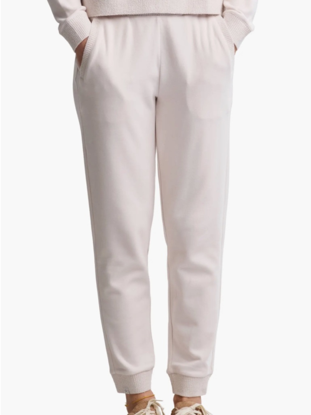 NWT Barefoot Dreams Brushed Fleece Joggers - Size M